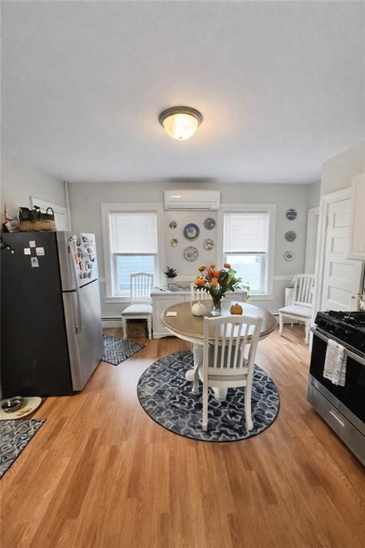 Building Photo - 20 Tenth Street, 1