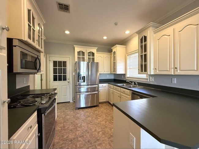 Building Photo - 102 Olive Vista Dr