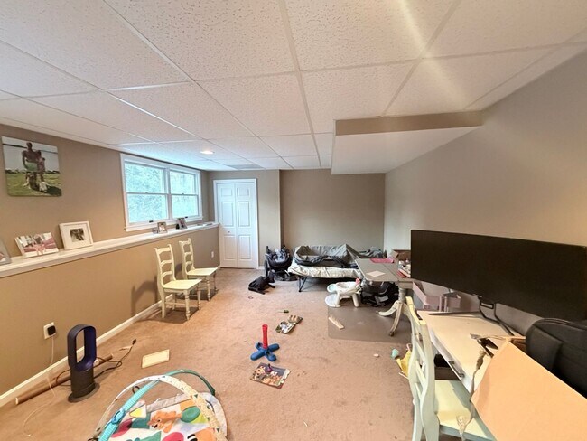 Building Photo - 5115 Irving St