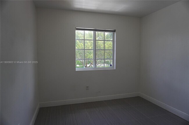 Building Photo - 21416 NW 13th Pl