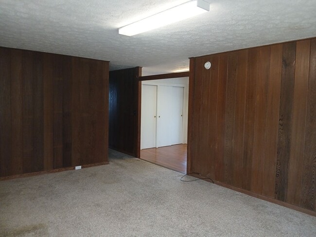 Building Photo - Charming 3BR/1.5BA Home in Pepe'ekeo