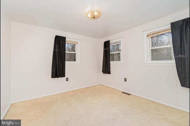 Building Photo - 2722 Buxton Ct