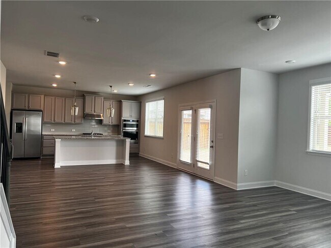 Building Photo - 3339 Fall Branch Ln