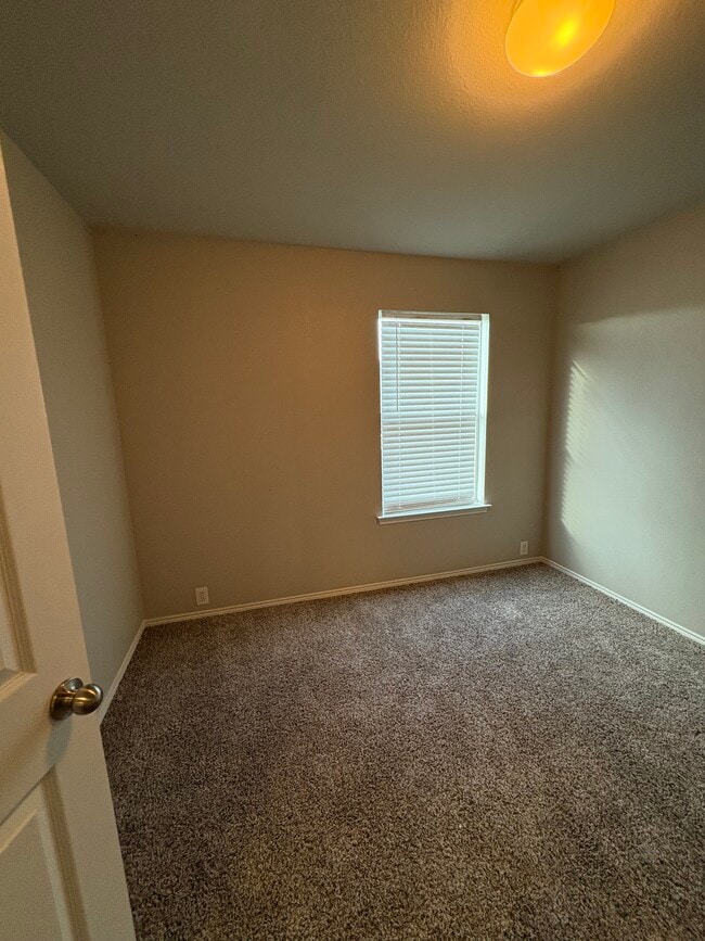 Building Photo - 4113 Macy Ln