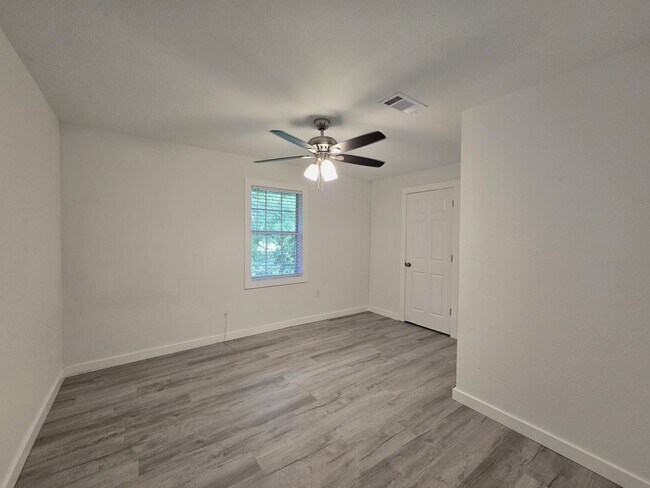 Building Photo - 202 Marston St