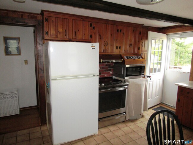 Building Photo - 53 Sea Spray Rd