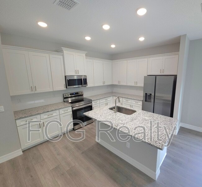 Building Photo - 11120 N Iron Dr