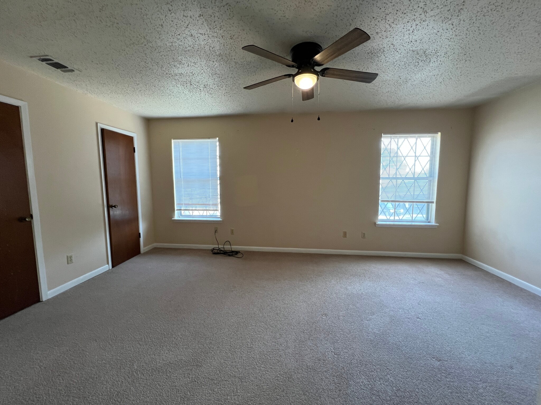 Bedroom 1 view 1 - 203 Bourbon St