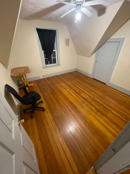 Building Photo - 29 Morris St