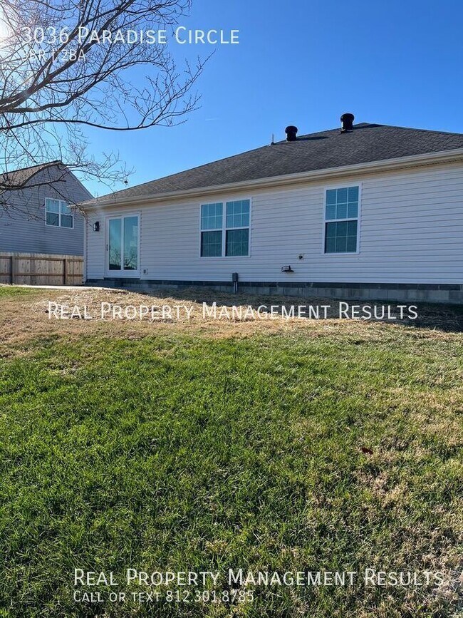 Building Photo - 3036 Paradise Circle