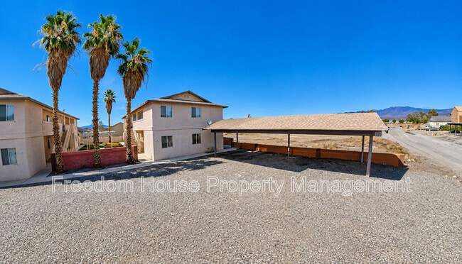 Building Photo - 1444 Star Rd