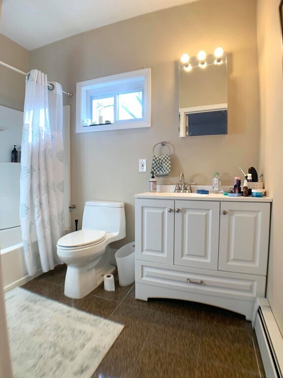 Building Photo - 198 Harvard St