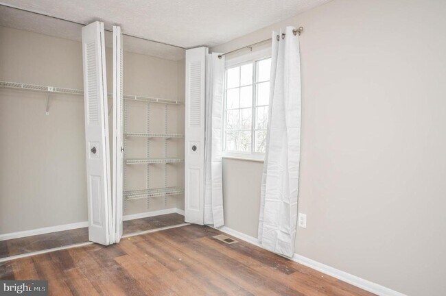 Building Photo - 12509 Laurel Grove Pl