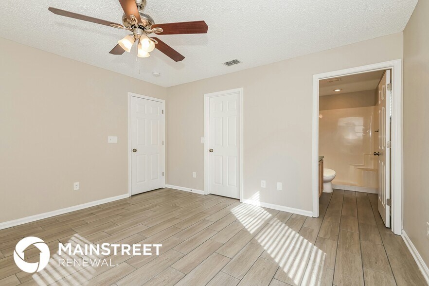 Building Photo - 2975 Brougham