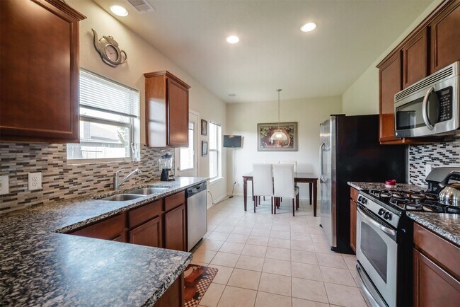 Building Photo - 8730 Sunny Gallop Dr