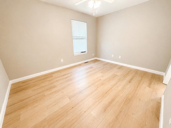 Building Photo - 1857 N Orie Dr