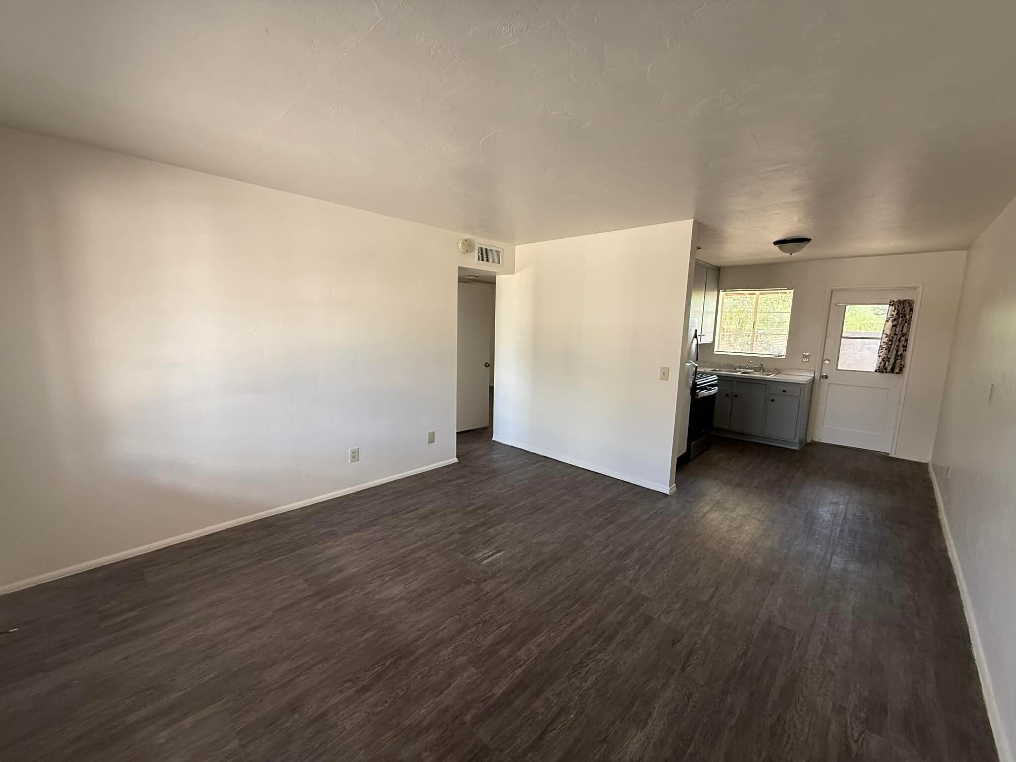 Building Photo - 3577 E 3rd St