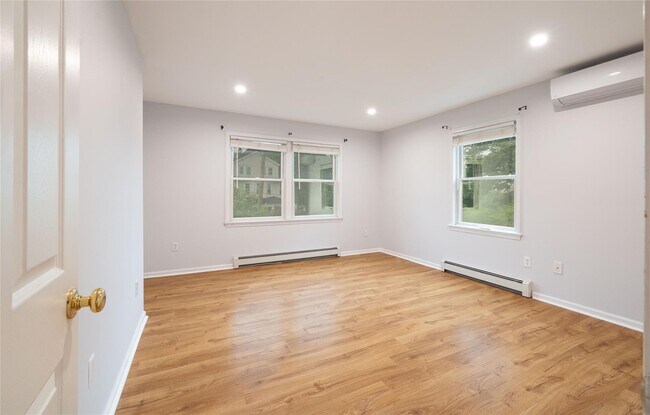 Building Photo - 60 Remington Pl