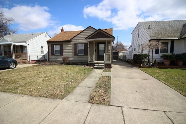 Primary Photo - Taylor Home for Rent