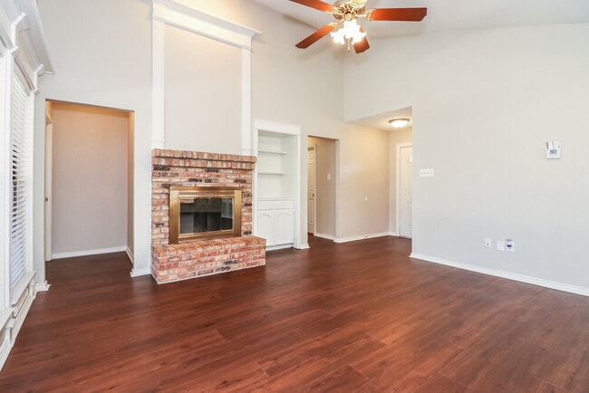 Building Photo - 3816 Ashley Ln