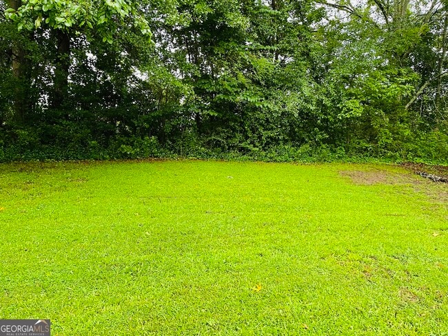 Building Photo - 6100 E Fayetteville Dr