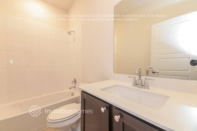 Building Photo - 7408 Alfriston Pl