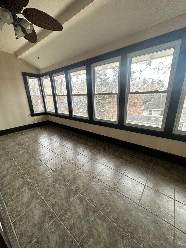Building Photo - 31 Edgehill Ter