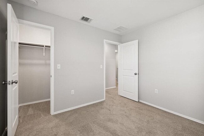 Building Photo - 12101 Short Leaf Path