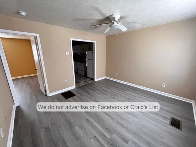 Building Photo - Applecross Avenue 6434