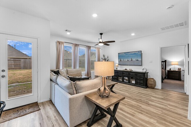 Building Photo - 4242 Sterling Vw Blvd