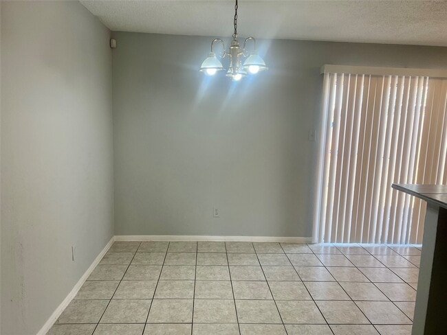Building Photo - 7740 Ellis Dr