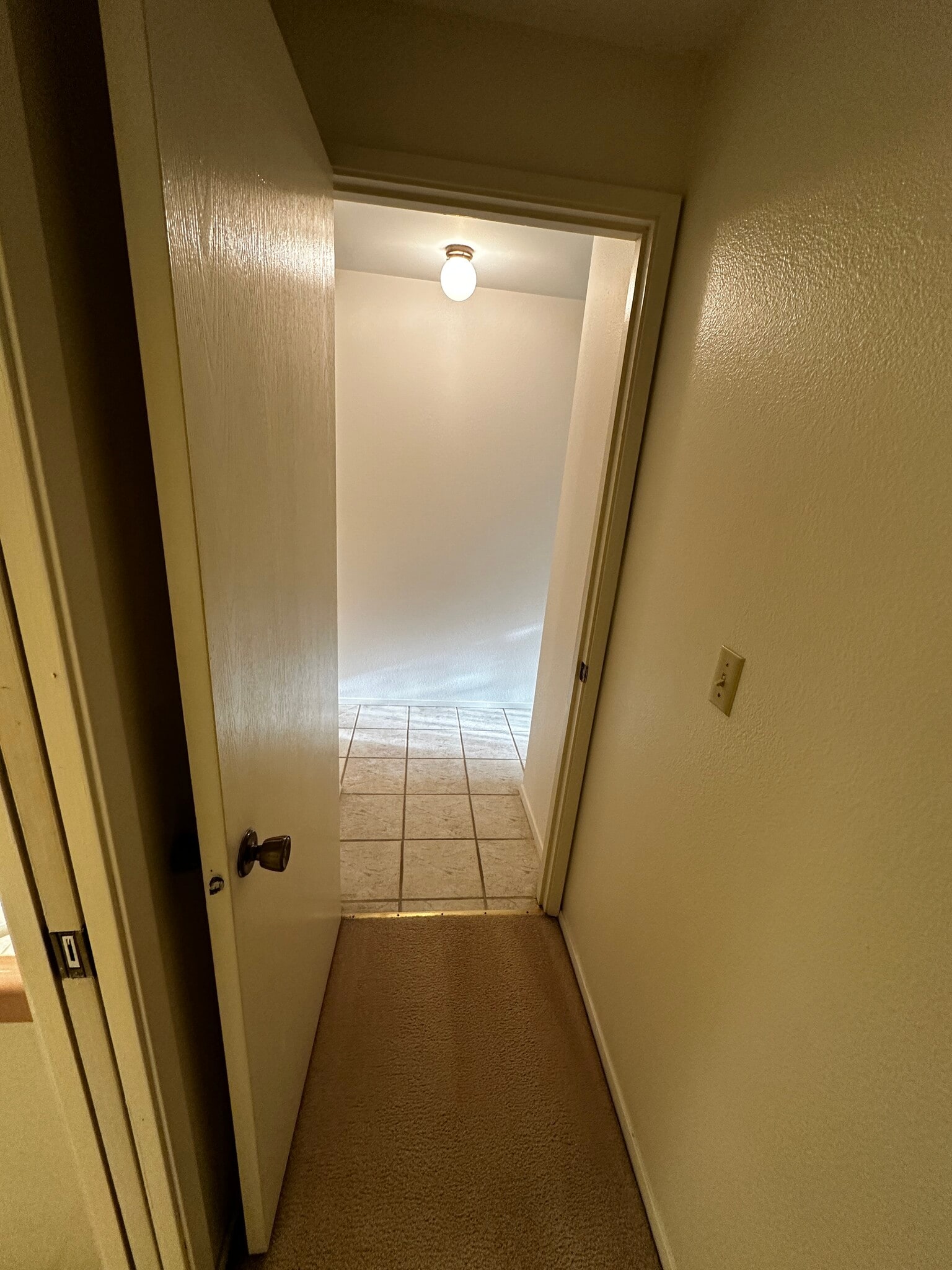 Building Photo - 515 16th Ave SE