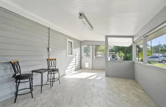 Building Photo - 7493 Sealawn Dr