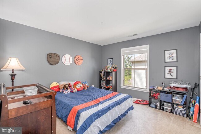 Building Photo - 24846 Somerby Dr