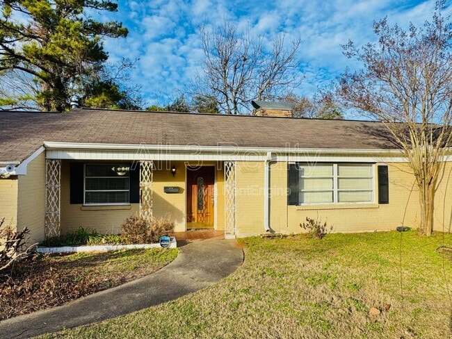 Building Photo - 2767 Biltmore Ave