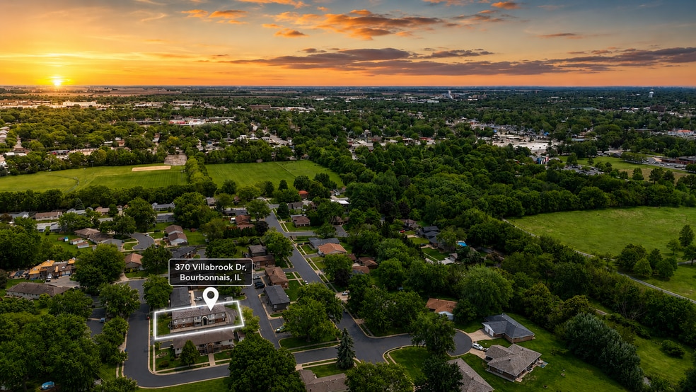 Building Photo - 370 Villabrook Dr
