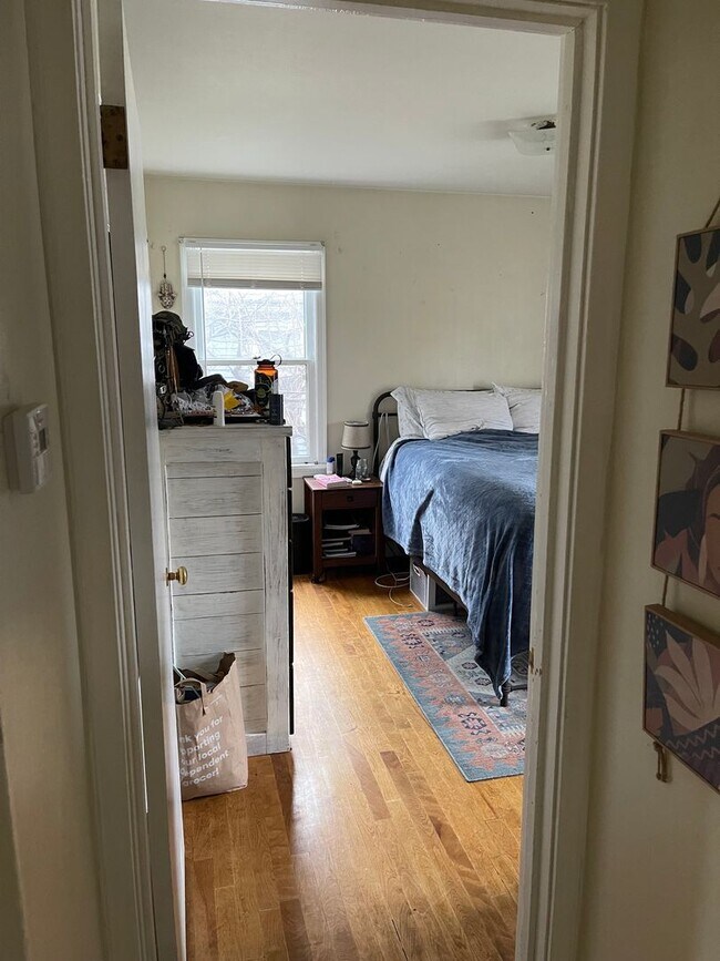 Building Photo - 123 Livingston St