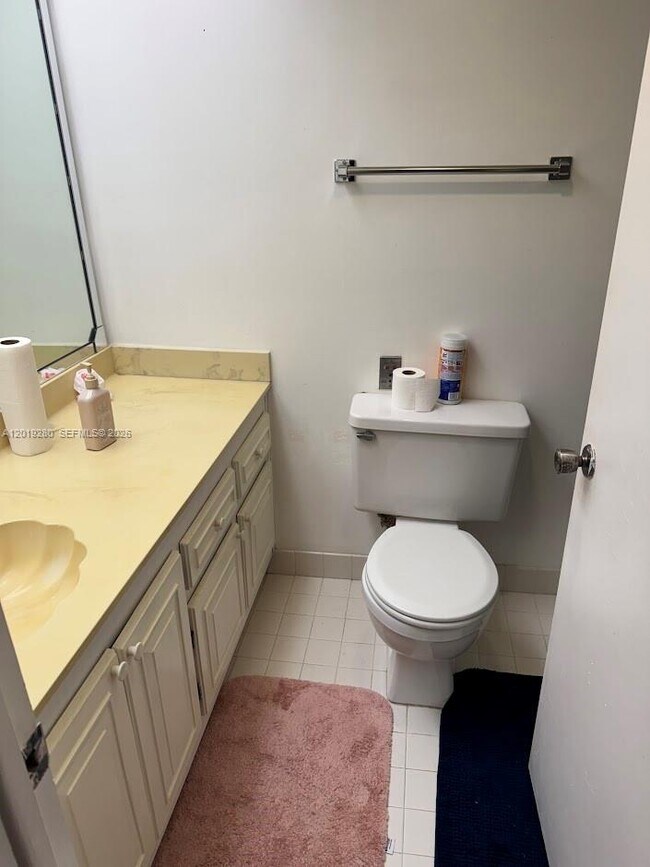 Building Photo - 4602 Martinique Way