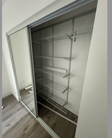 Building Photo - 316 W 54th St