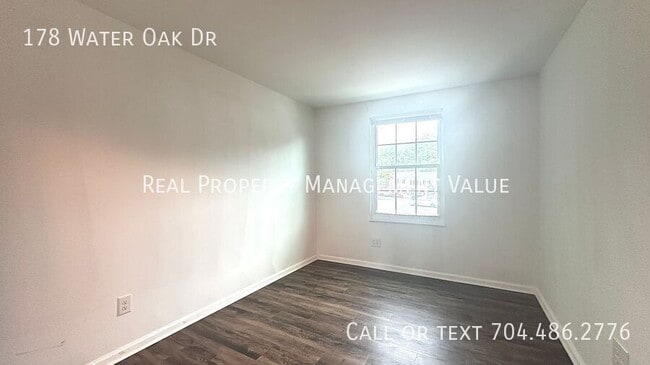 Building Photo - 178 Water Oak Dr