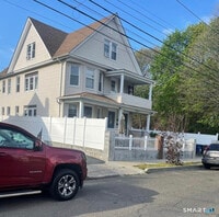 Building Photo - 16 Charron St