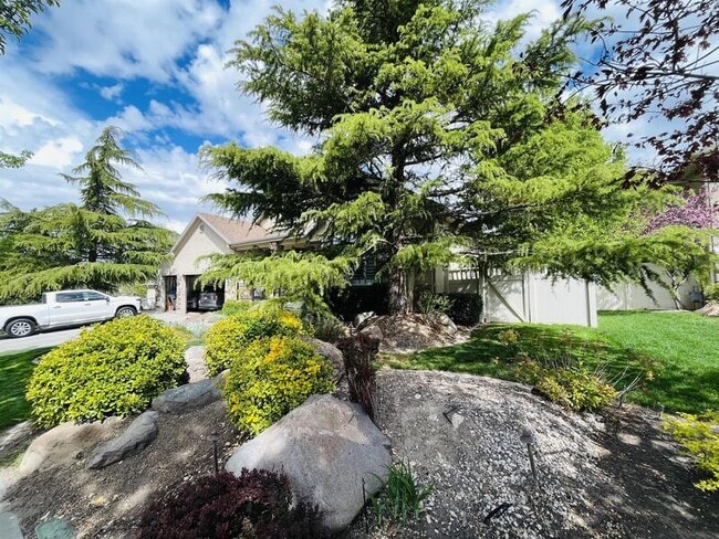 Building Photo - 2035 Quartzridge Dr
