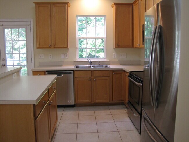 Building Photo - 1424 Copper Creek Dr