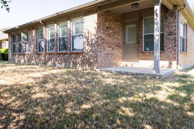 Building Photo - 15905 Avenel Way