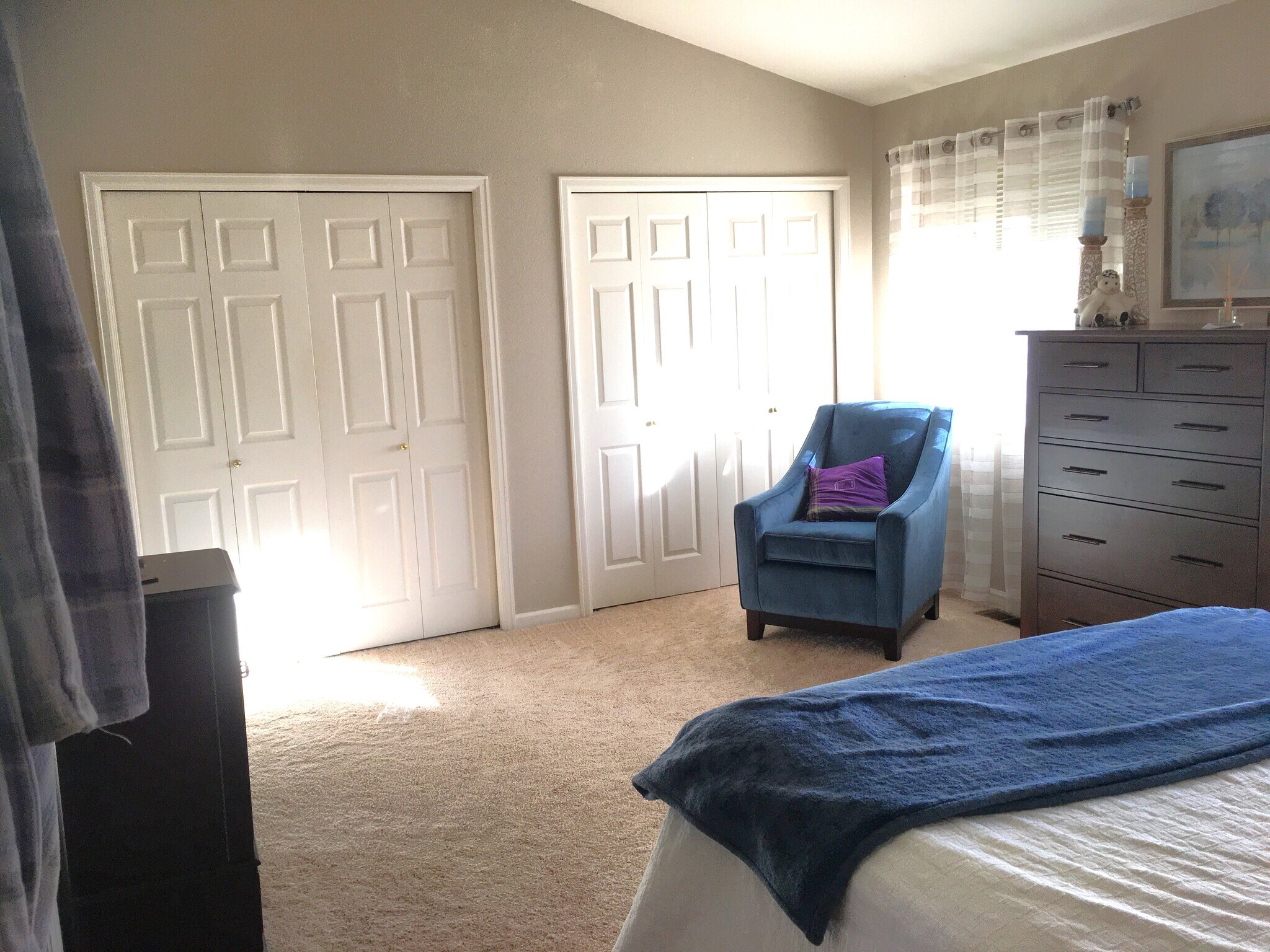 Building Photo - 927 Parker Dr