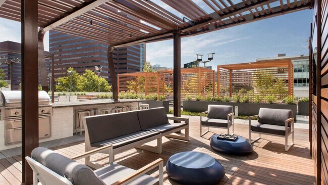 Building Photo - 350 Third Street-SI FL8-ID1050399P