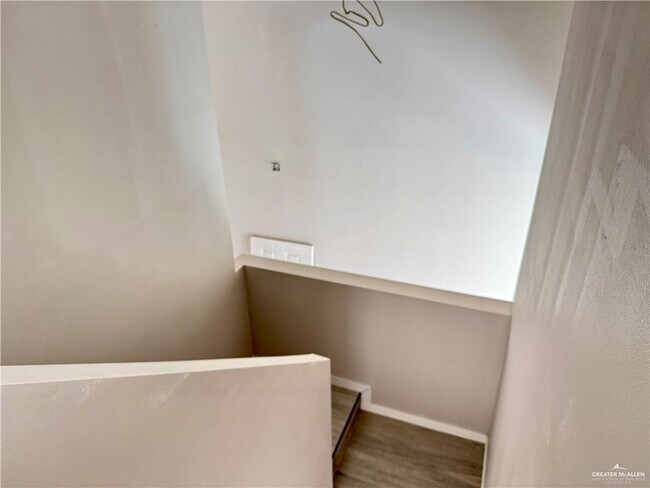 Building Photo - 17 Corales St