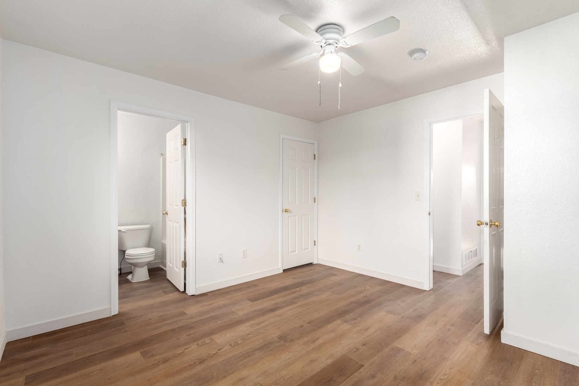 Master - 3249 N Madison St