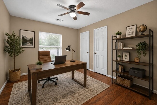 Building Photo - 20615 Valley Wells Dr