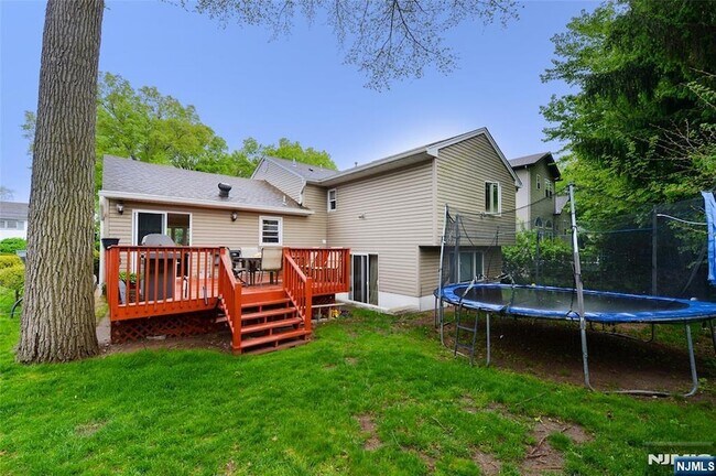 Building Photo - 38-55 van Riper Place Unit 1X